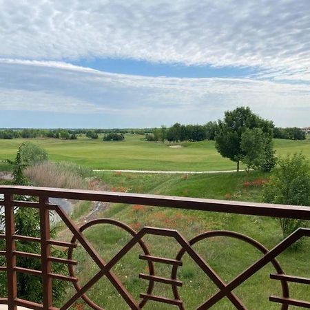 Lighthouse Golf Resort Private Apartment Sunrise Балчик Екстериор снимка