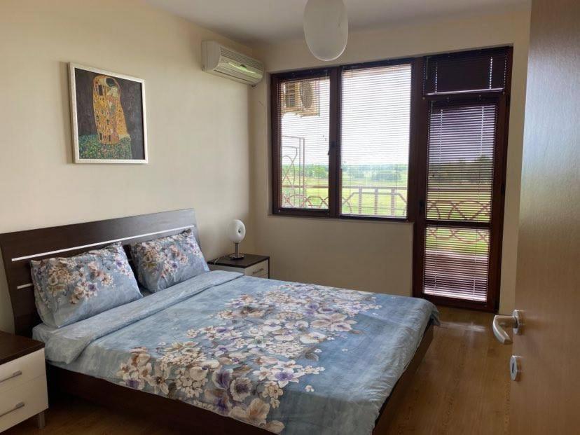 Lighthouse Golf Resort Private Apartment Sunrise Балчик Екстериор снимка